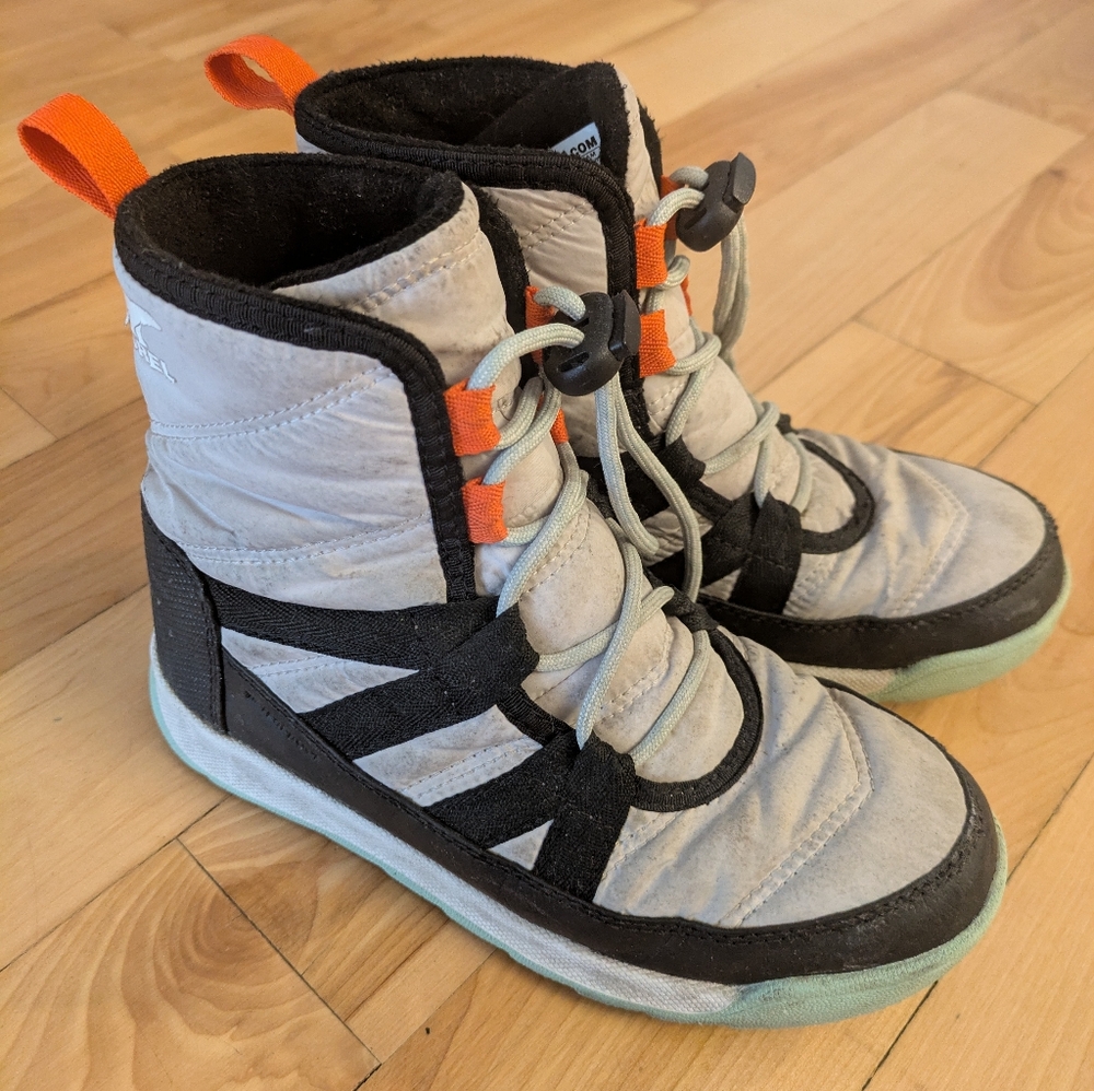 Kids' sorel boots size US 1